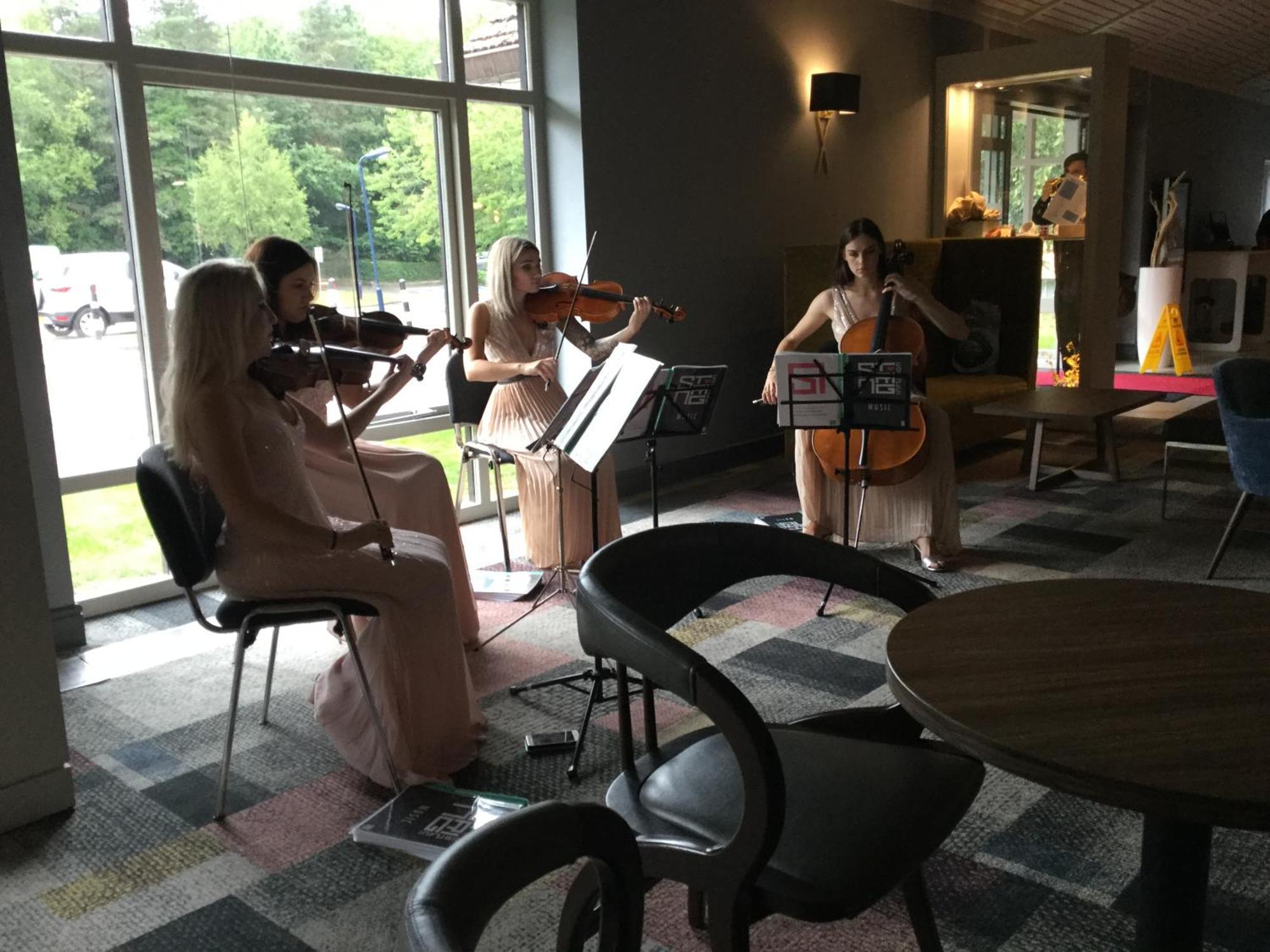 Novotel Manchester West Worsley Zewnętrze zdjęcie